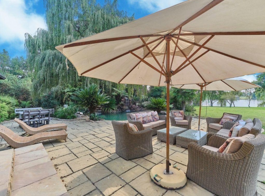 7 Bedroom Property for Sale in Mullersrust Free State